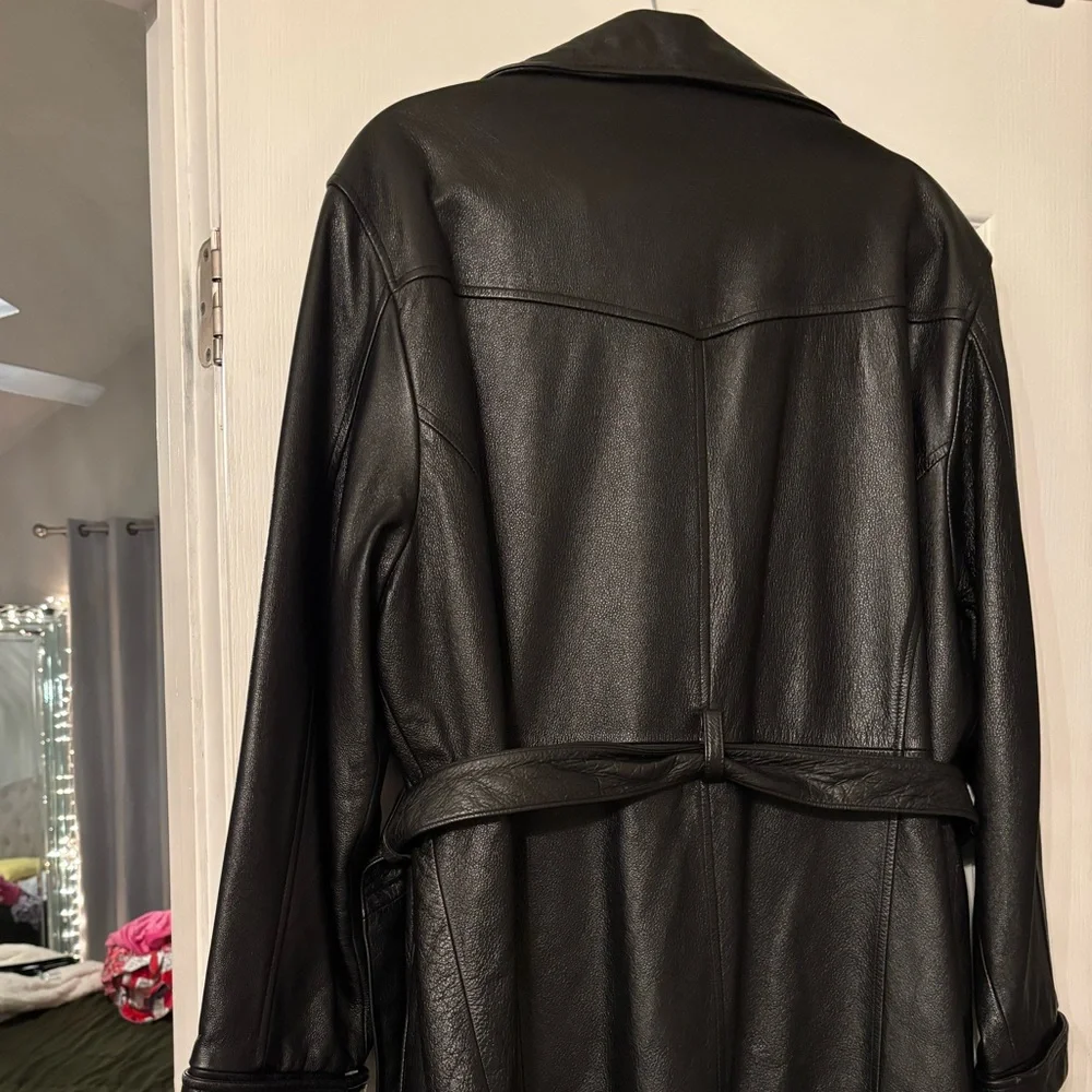 Vintage Wilsons Leather Black Qtr Trench Coat With Belt Womens 1X 🖤🎄 - Picture 3 of 10